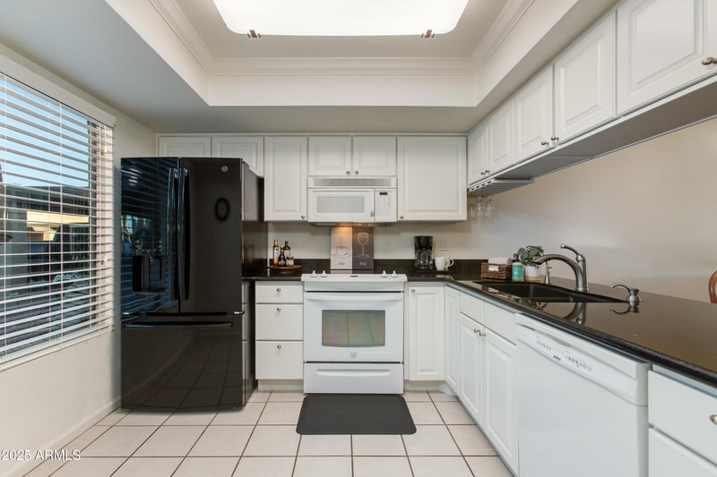 446 77th St, Mesa, AZ 85208