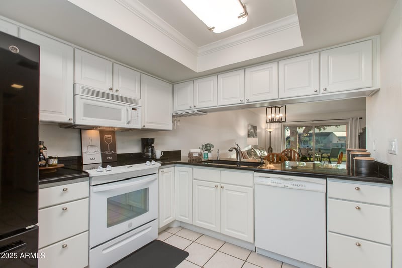 446 77th St, Mesa, AZ 85208