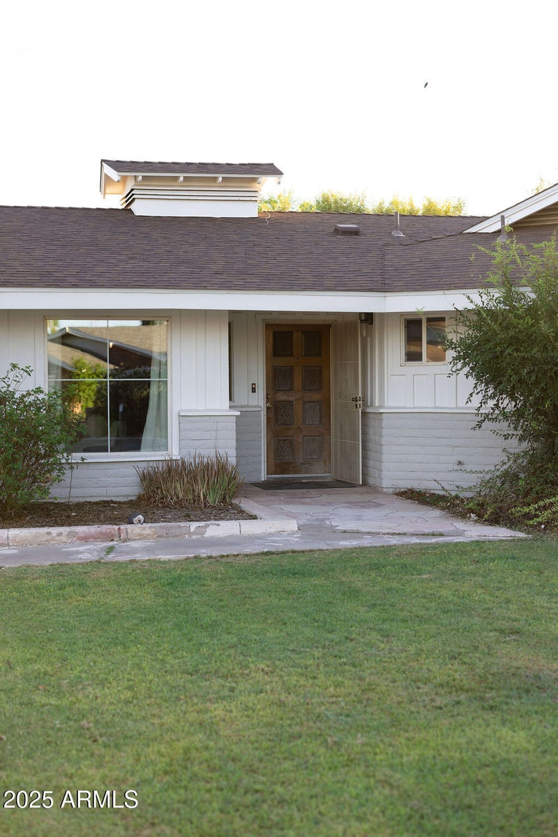 446 Sunset Cir, Mesa, AZ 85201