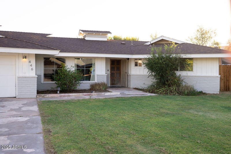 446 Sunset Cir, Mesa, AZ 85201