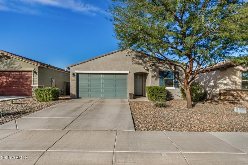 4460 Stickleaf Way, San Tan Valley, AZ 85144