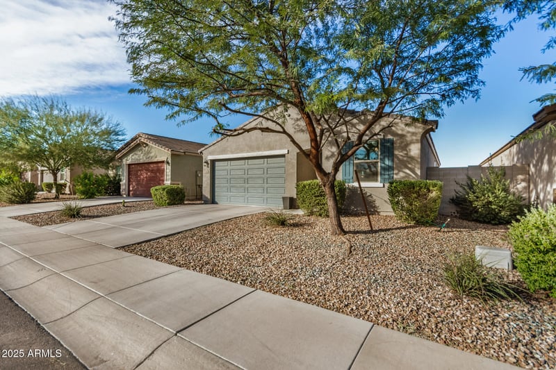 4460 Stickleaf Way, San Tan Valley, AZ 85144