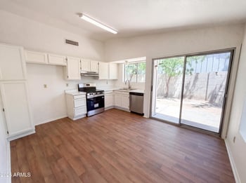 4461 84th Ave, Phoenix, AZ 85037