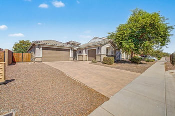 44614 41st Dr, New River, AZ 85087