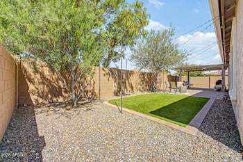 44614 41st Dr, New River, AZ 85087
