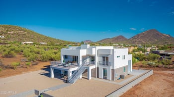 44616 N 20th St, New River, AZ 85087