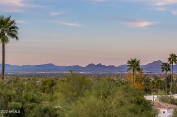 4462 E Mockingbird Ln, Paradise Valley, AZ 85253