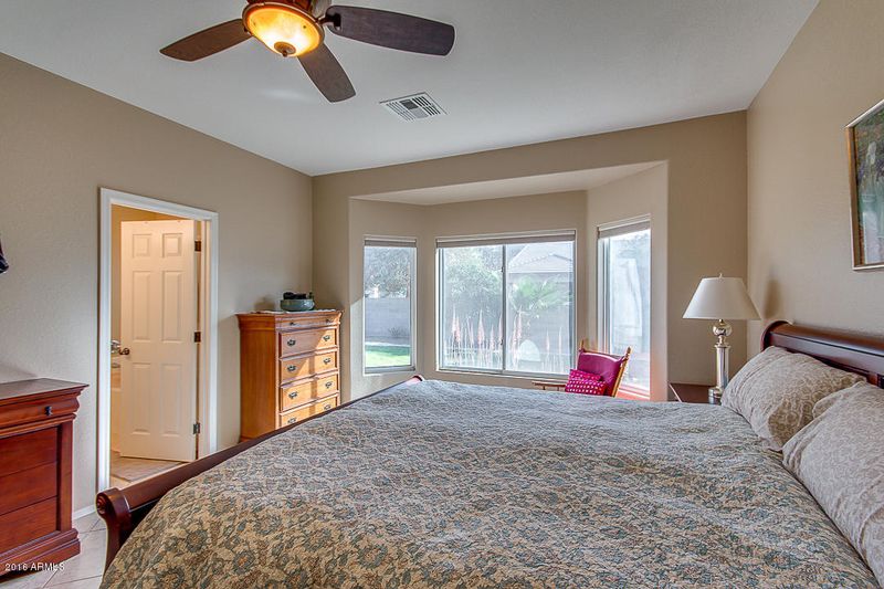 4465 E Peach Tree Dr, Chandler, AZ 85249