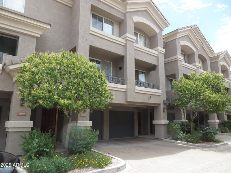 4465 Paradise Village Pw #1200, Phoenix, AZ 85032