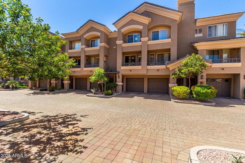 4465 Paradise Village Pw #1224, Phoenix, AZ 85032