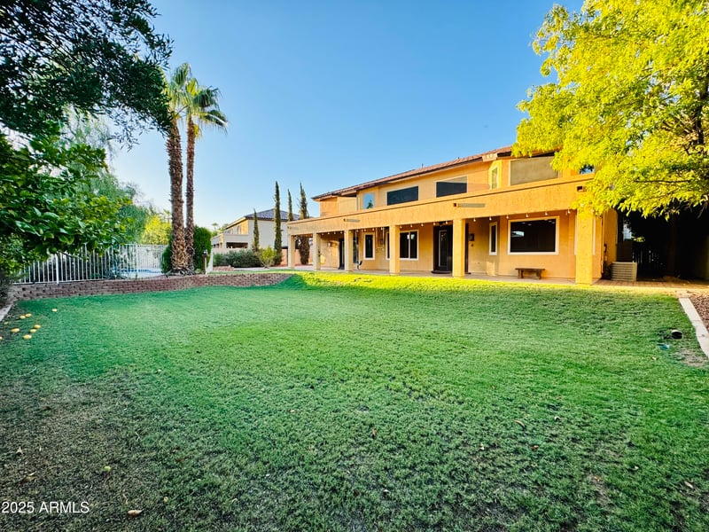 4468 Leoma Ln, Chandler, AZ 85249