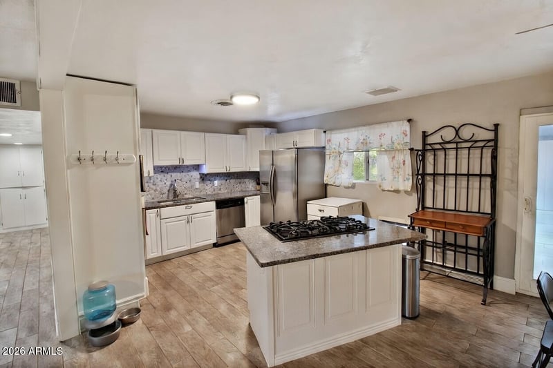 447 Spencer --, Mesa, AZ 85204