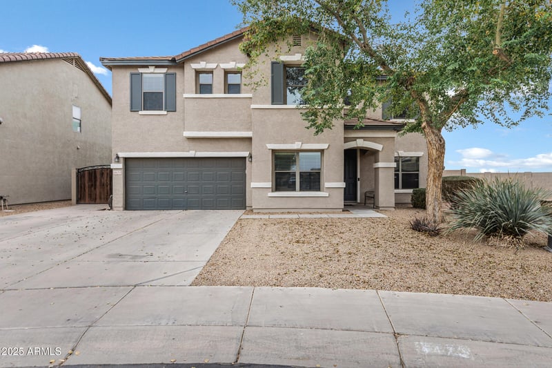 4473 Whitehall Dr, San Tan Valley, AZ 85140