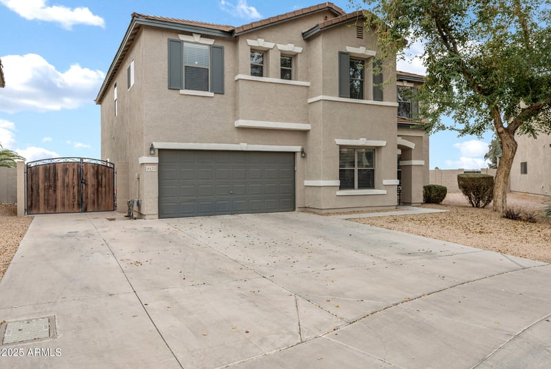 4473 Whitehall Dr, San Tan Valley, AZ 85140