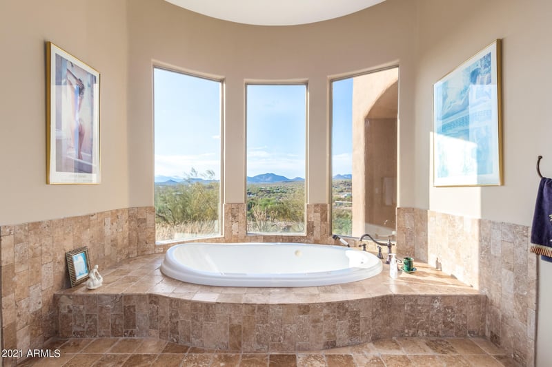 44734 N Perdiz Dr, New River, AZ 85087