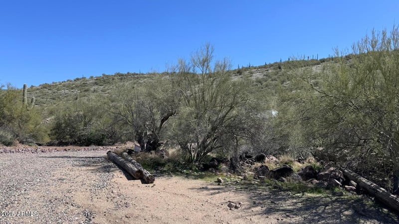 44754 24th St, New River, AZ 85087