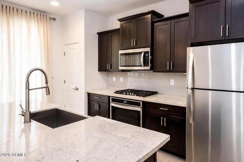 4477 Greenleaf Dr, San Tan Valley, AZ 85144
