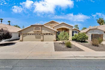 448 W Madero Ave, Mesa, AZ 85210