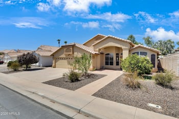 448 W Madero Ave, Mesa, AZ 85210