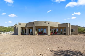 44814 22nd St, New River, AZ 85087