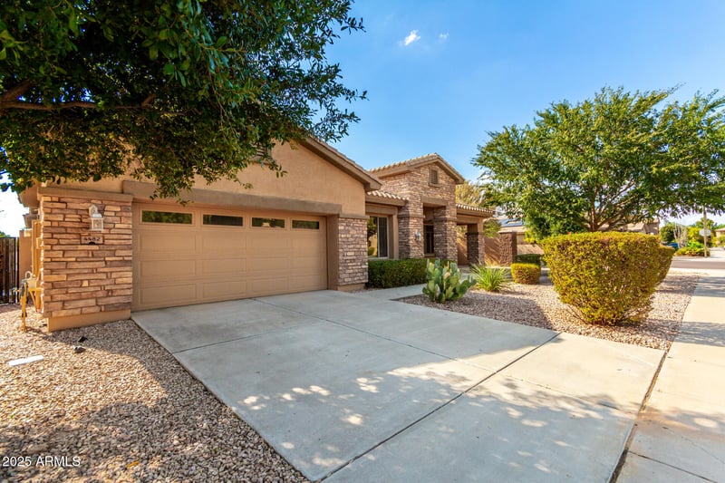 4482 153rd Ln, Goodyear, AZ 85395