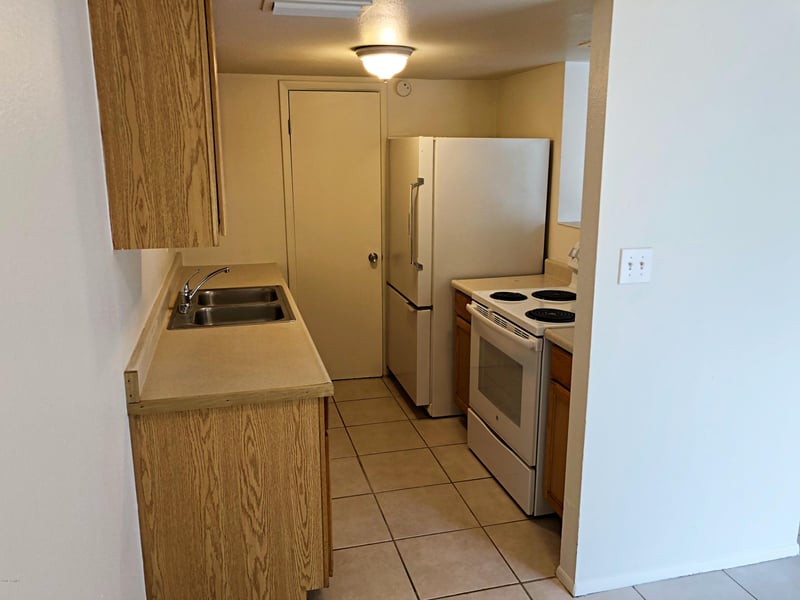 4484 E Wood St, Phoenix, AZ 85040
