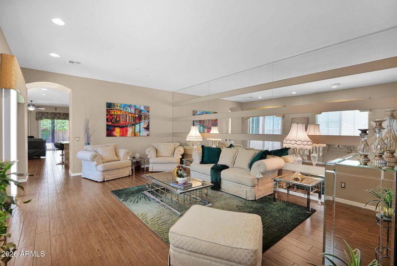449 E Las Colinas Pl, Chandler, AZ 85249