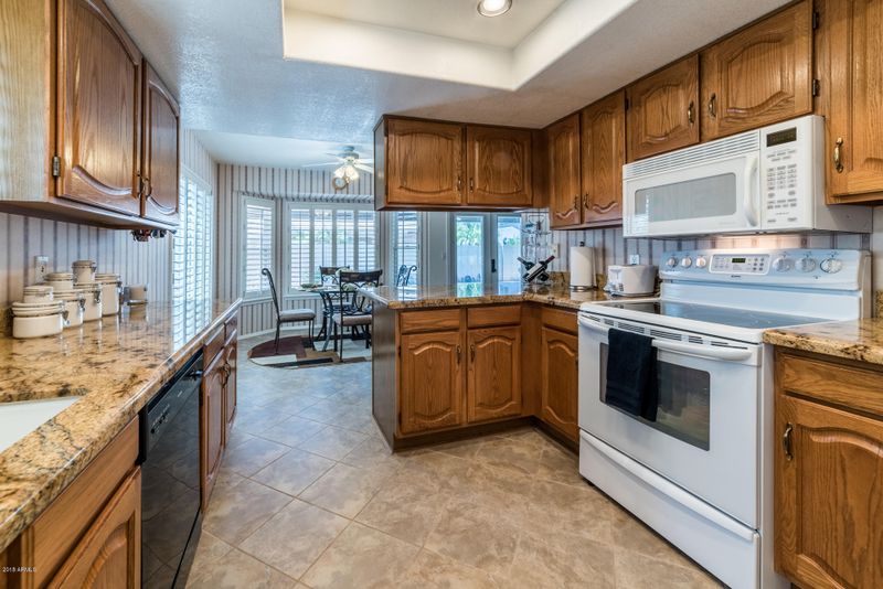 449 E Melody Ln, Gilbert, AZ 85234