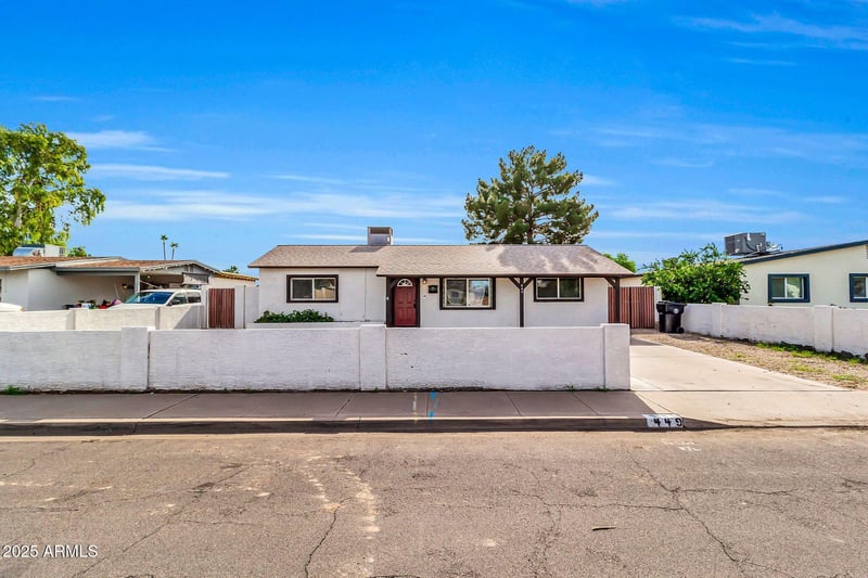 449 Harmony Ave, Mesa, AZ 85204