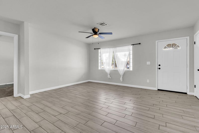 449 Harmony Ave, Mesa, AZ 85204