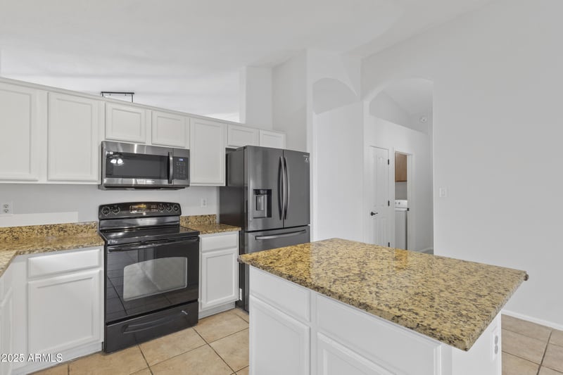 449 Redondo Dr, Gilbert, AZ 85296