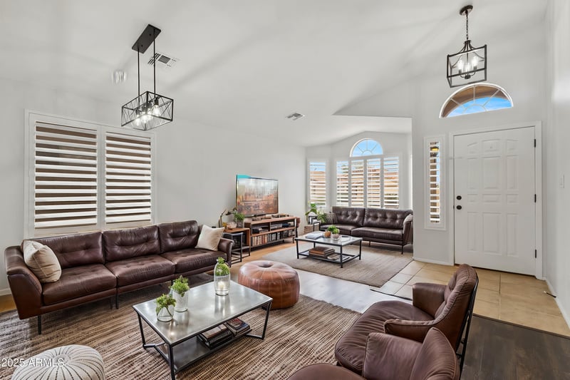 449 Redondo Dr, Gilbert, AZ 85296
