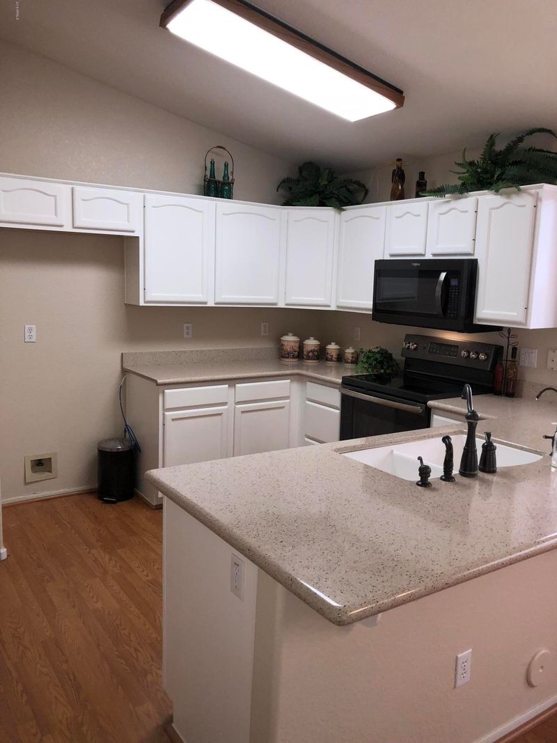 449 S Ash St, Gilbert, AZ 85233