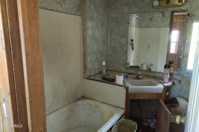 45 Mountain Rd, Apache Junction, AZ 85120