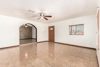 4501 Mission Ln, Glendale, AZ 85302