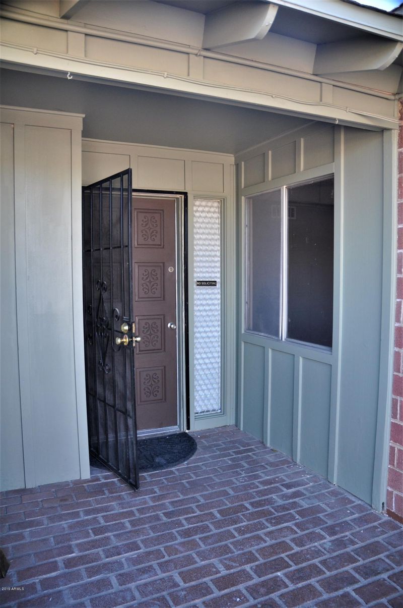 4501 W Cavalier Dr, Glendale, AZ 85301