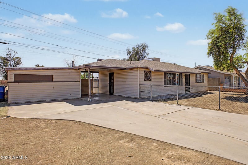 4501 Crittenden Ln, Phoenix, AZ 85031