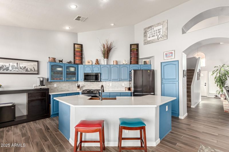 4502 E Meadow Dr, Phoenix, AZ 85032