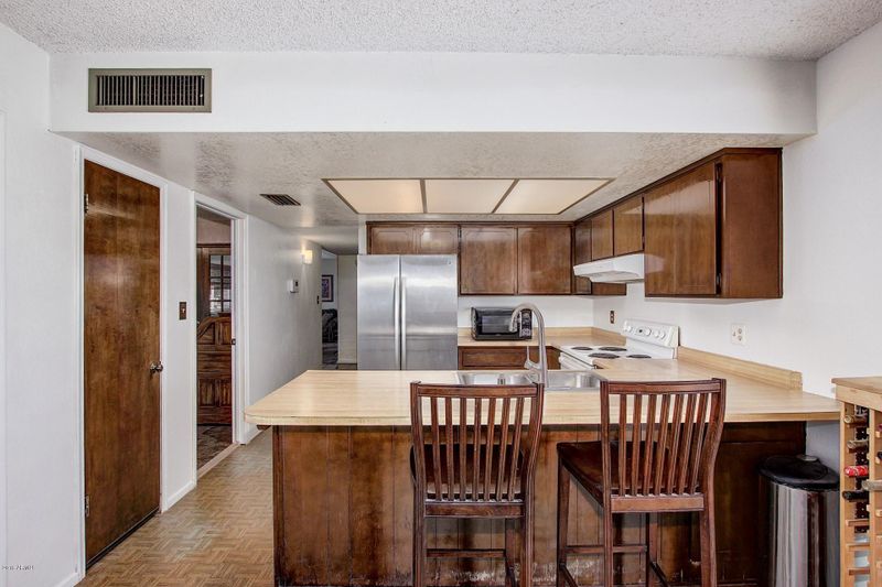 4502 W Aster Dr, Glendale, AZ 85304