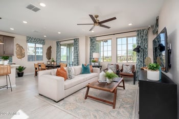 4503 Pauli --, Mesa, AZ 85212