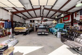 45039 20th St, New River, AZ 85087