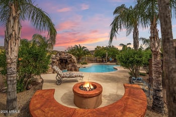 45039 20th St, New River, AZ 85087