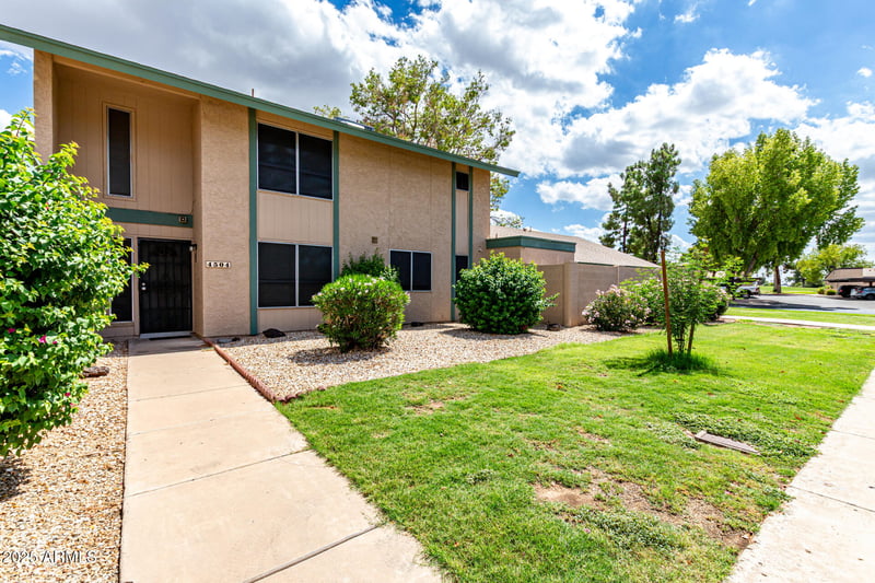 4504 Continental Dr, Glendale, AZ 85308