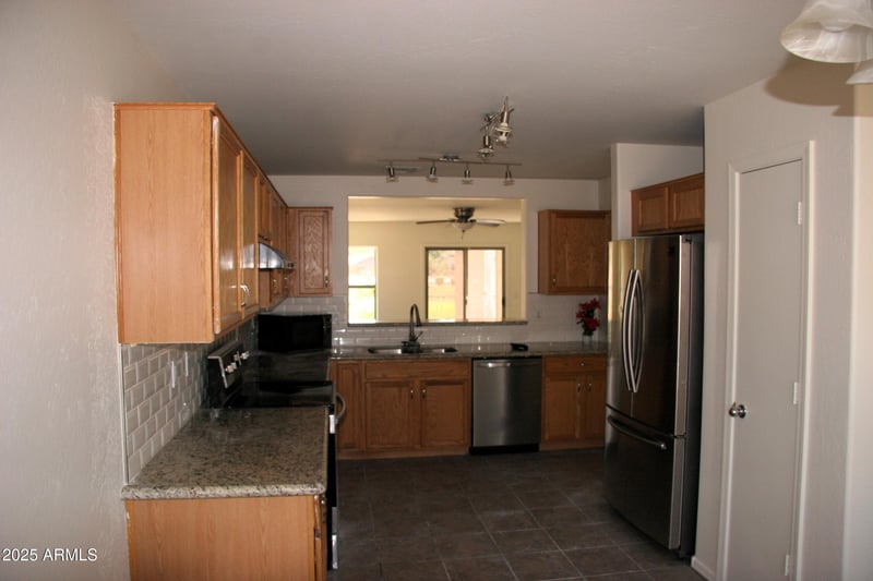 4505 Burgess Ln, Laveen, AZ 85339