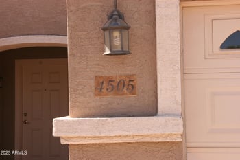 4505 Burgess Ln, Laveen, AZ 85339