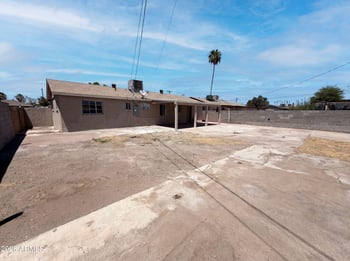 4505 Clarendon Ave, Phoenix, AZ 85031