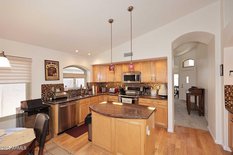 4506 Lone Cactus Dr, Phoenix, AZ 85050