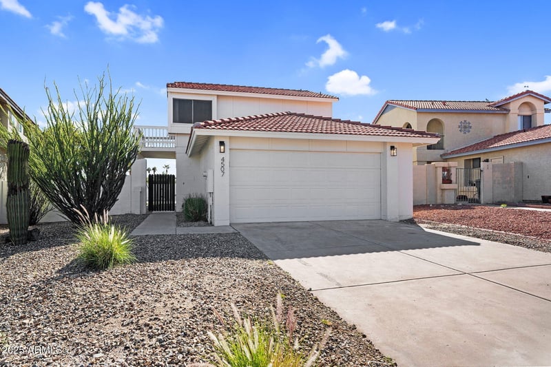 4507 Monte Way, Phoenix, AZ 85044