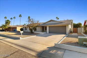 4509 Joan De Arc Ave, Phoenix, AZ 85032