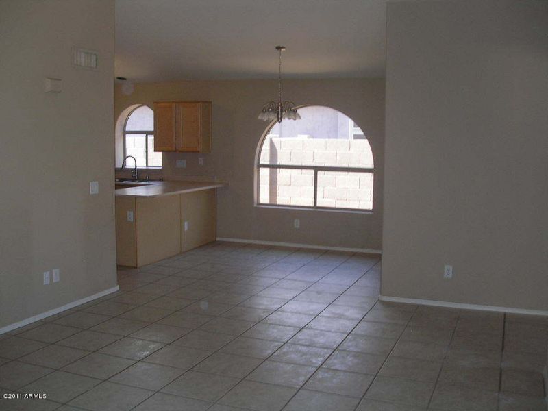 4510 E Lone Cactus Dr, Phoenix, AZ 85050